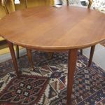 635 4826 DINING TABLE